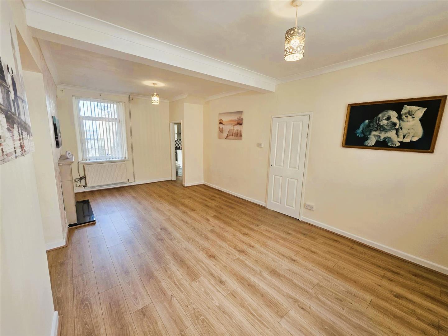 Llandafen Road, Llanelli, SA14 9BD